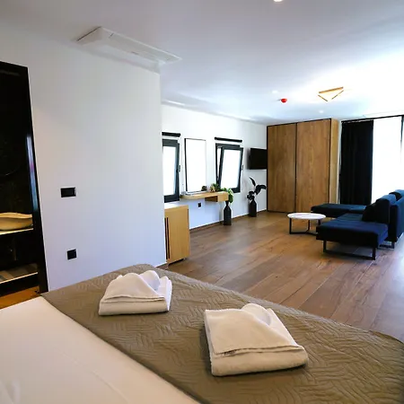 Nobile Boutique Hotel