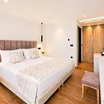 Nobile Boutique Άγιος Γόρδιος