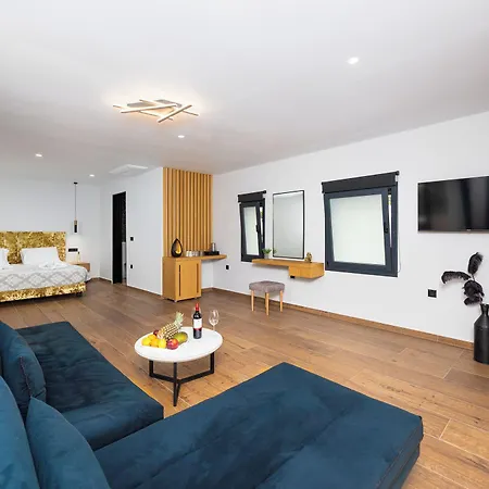Nobile Boutique 3*