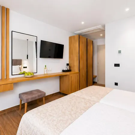 Nobile Boutique Hotell 3*